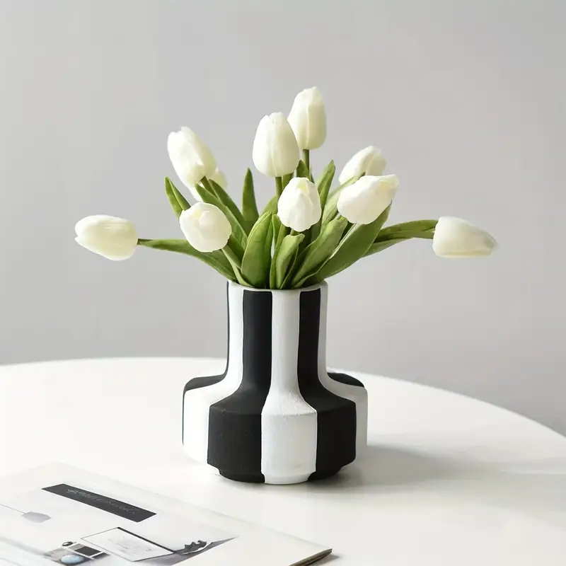 Creative Stripe Vase Black and - огляд і ціна Propagation Station Vase