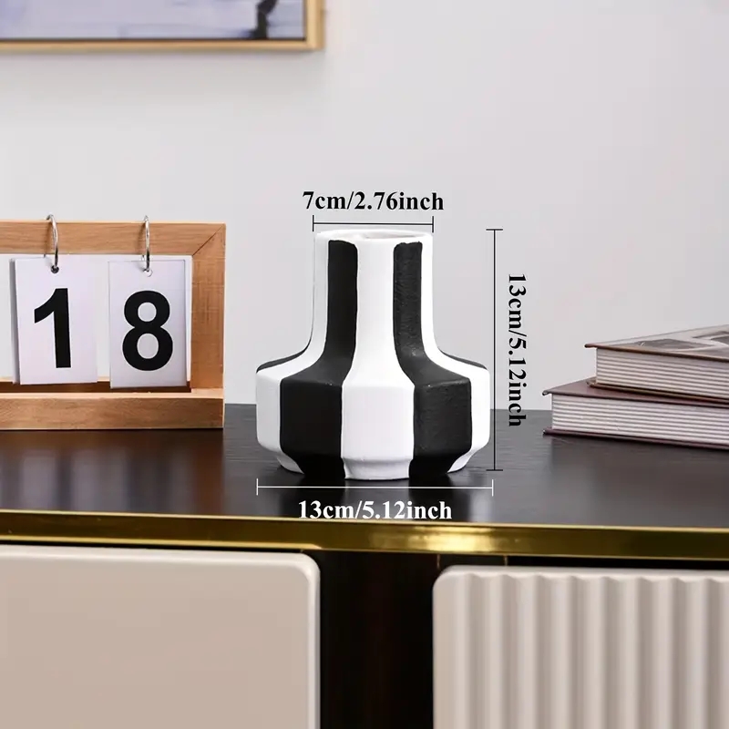 Creative Stripe Vase Black and - огляд і ціна Propagation Station Vase